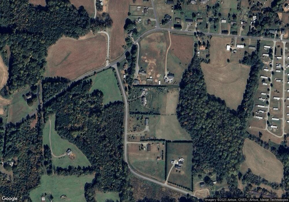 462 Yadkin Valley Rd, Statesville, NC 28625 - photo 1