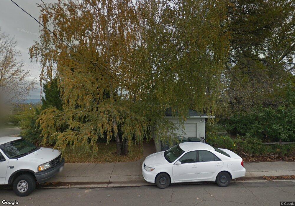 1105 Hillcrest Ave, Redding, CA 96001 - photo 1