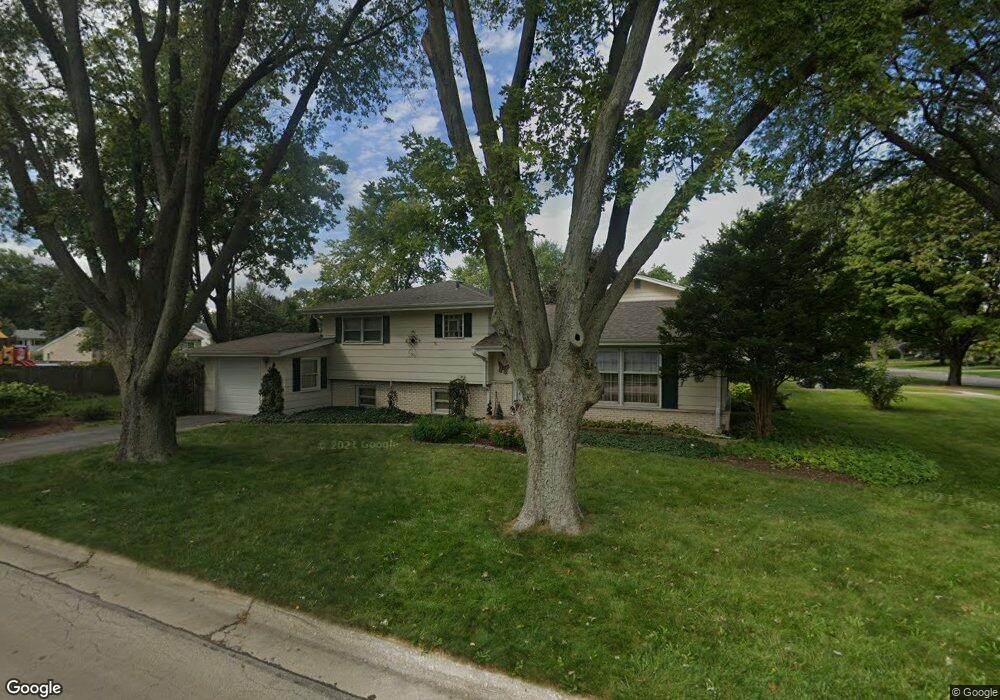 1120 E Elm St, Wheaton, IL 60189 - photo 1