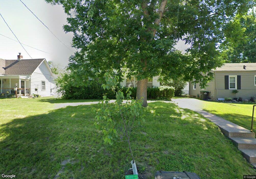 3917 13th St, Des Moines, IA 50313 - photo 1