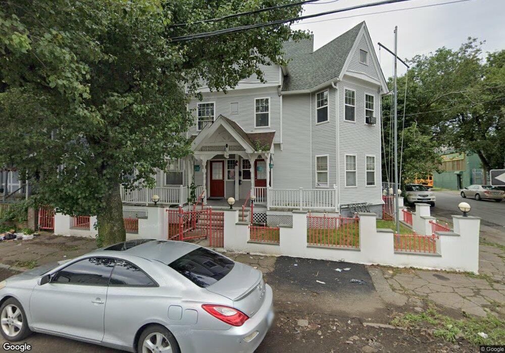 399 Myrtle Ave unit 401, Bridgeport, CT 06604 - photo 1