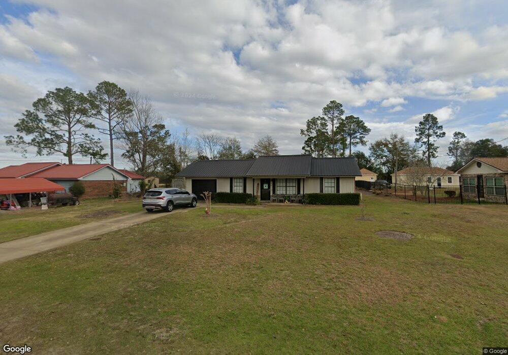 313 Hollywood Blvd, Donalsonville, GA 39845 - photo 1
