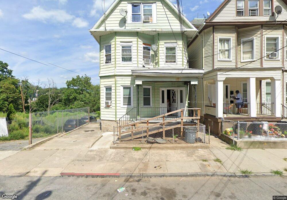 106 Saratoga Ave, Yonkers, NY 10705 - photo 1