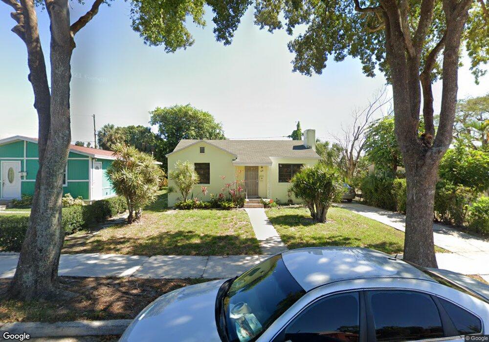 932 30th Ct, West Palm Beach, FL 33407 - photo 1