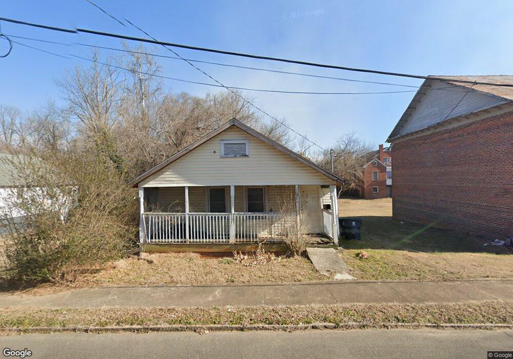 204 New College St, Oxford, NC 27565 - photo 1
