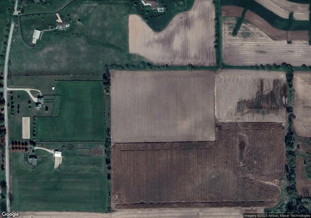 172 Glenway Rd, Brooklyn, WI 53521 - photo 1