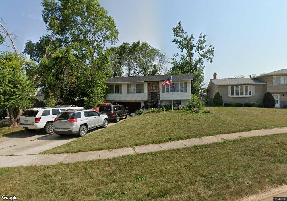 3407 Sue Ln NW, Cedar Rapids, IA 52405 - photo 1