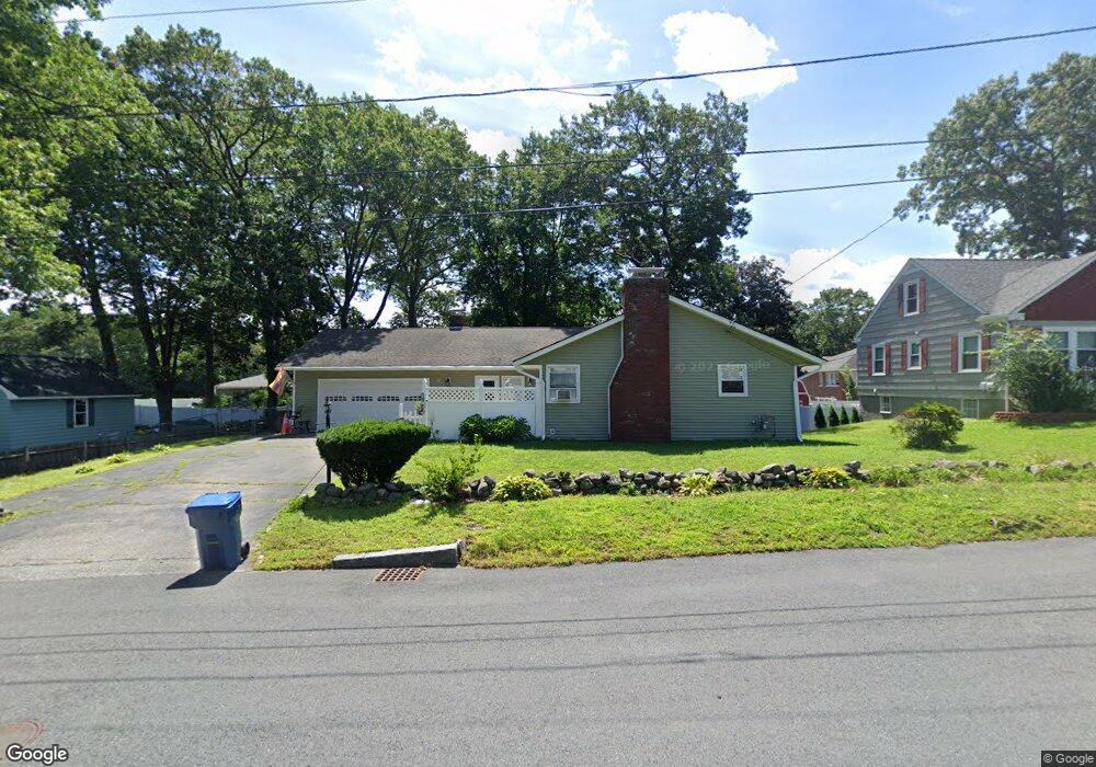 52 Colonial Rd, Lawrence, MA 01843 - photo 1