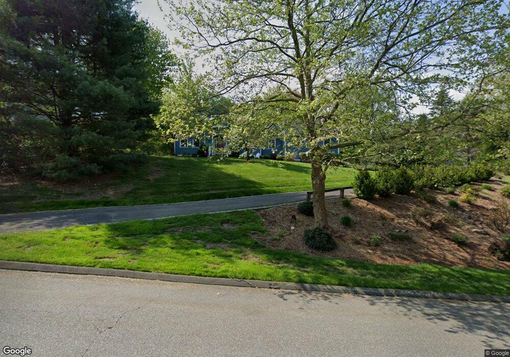 15 Brookview Dr, Trumbull, CT 06611 - photo 1