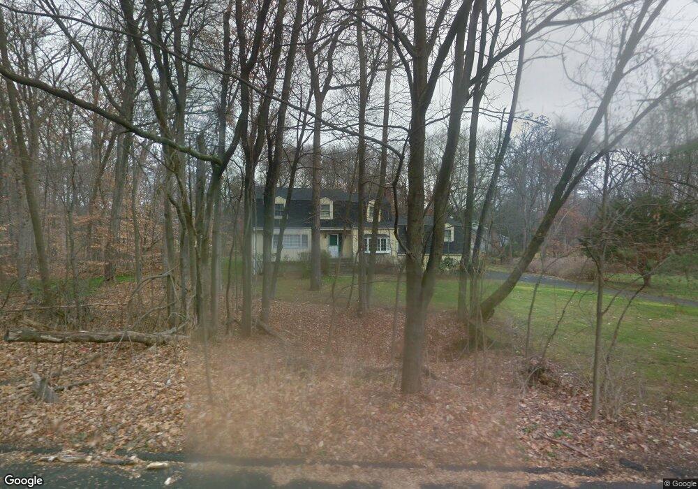 34 Appletree Ln, Norwalk, CT 06850 - photo 1