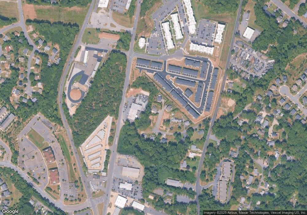 3990 Orange St, Triangle, VA 22172 - photo 1