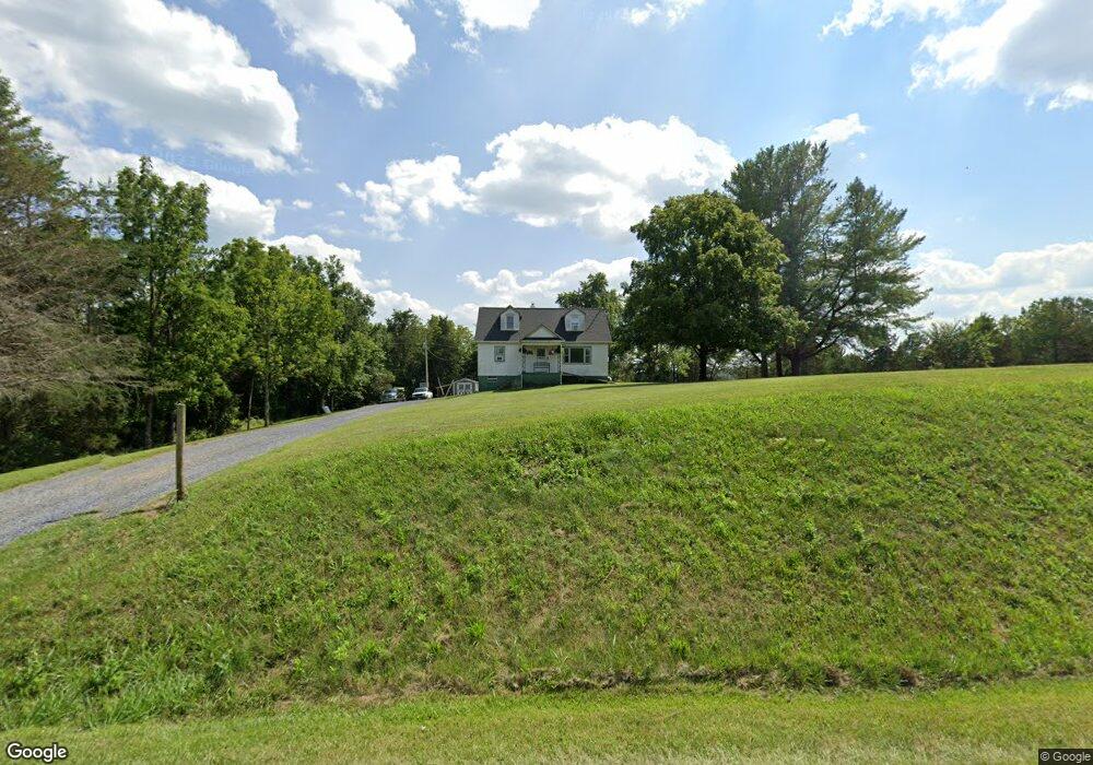 481 Hermitage Rd, Staunton, VA 24401 - photo 1