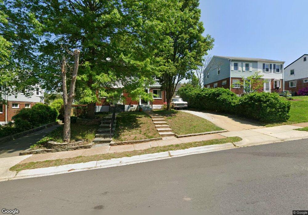 2230 Rollins Dr, Alexandria, VA 22307 - photo 1