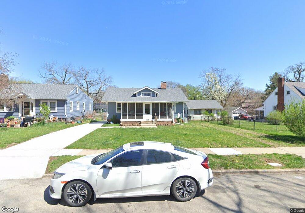 1515 43rd St, Des Moines, IA 50311 - photo 1