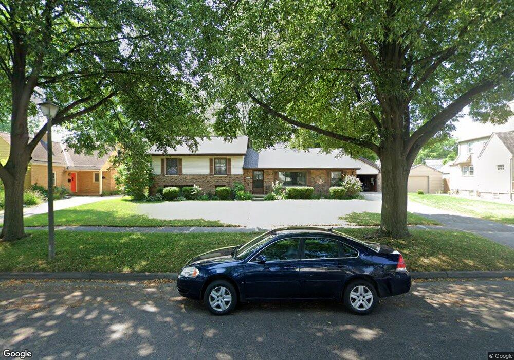 1521 W Ottawa St, Lansing, MI 48915 - photo 1