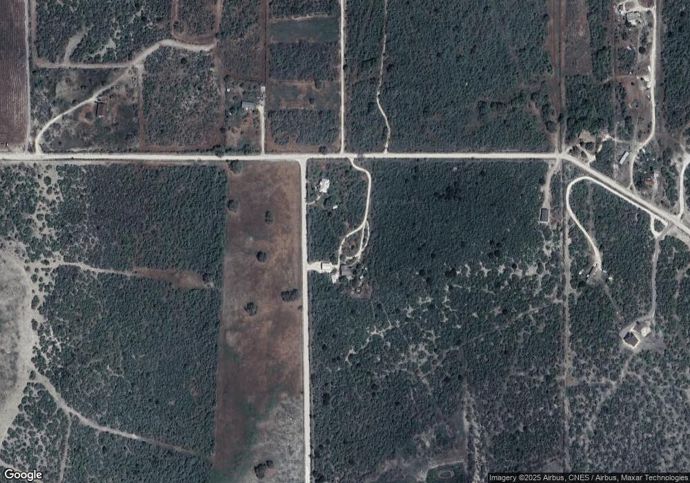 1089 County Road 445, Hondo, TX 78861 - photo 1