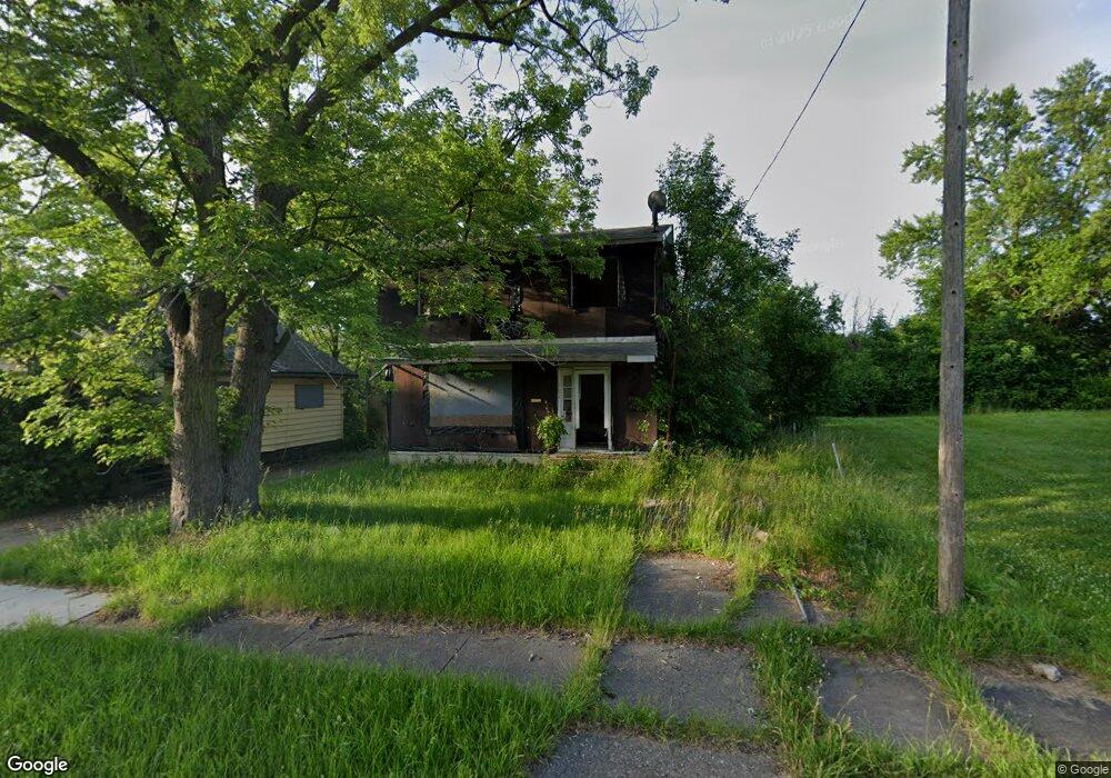 906 E Ruth Ave, Flint, MI 48505 - photo 1