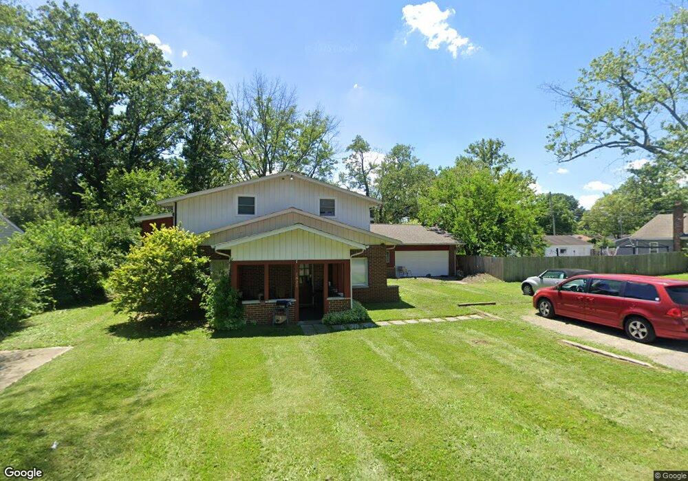 1821 Lehner Rd, Columbus, OH 43224 - photo 1