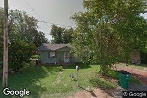 1318 N Dakota Ave, Mangum, OK 73554