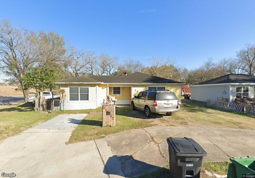3607 Broad St, Houston, TX 77087 - photo 1