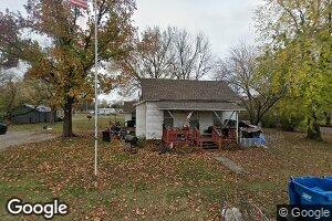 605 E 10th St, Le Roy, KS 66857