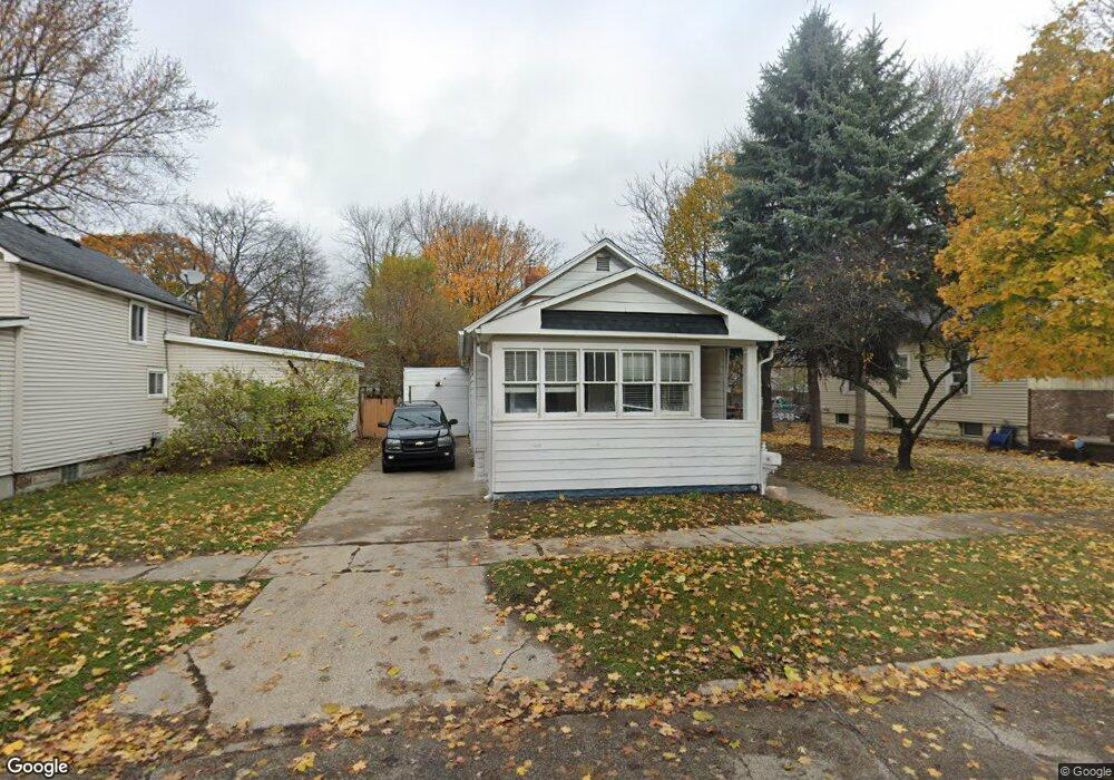821 Division St, Port Huron, MI 48060 - photo 1