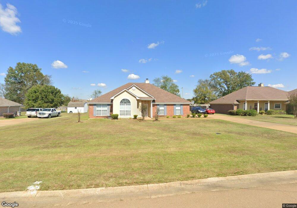 324 Mallory Dr, Byram, MS 39272 - photo 1