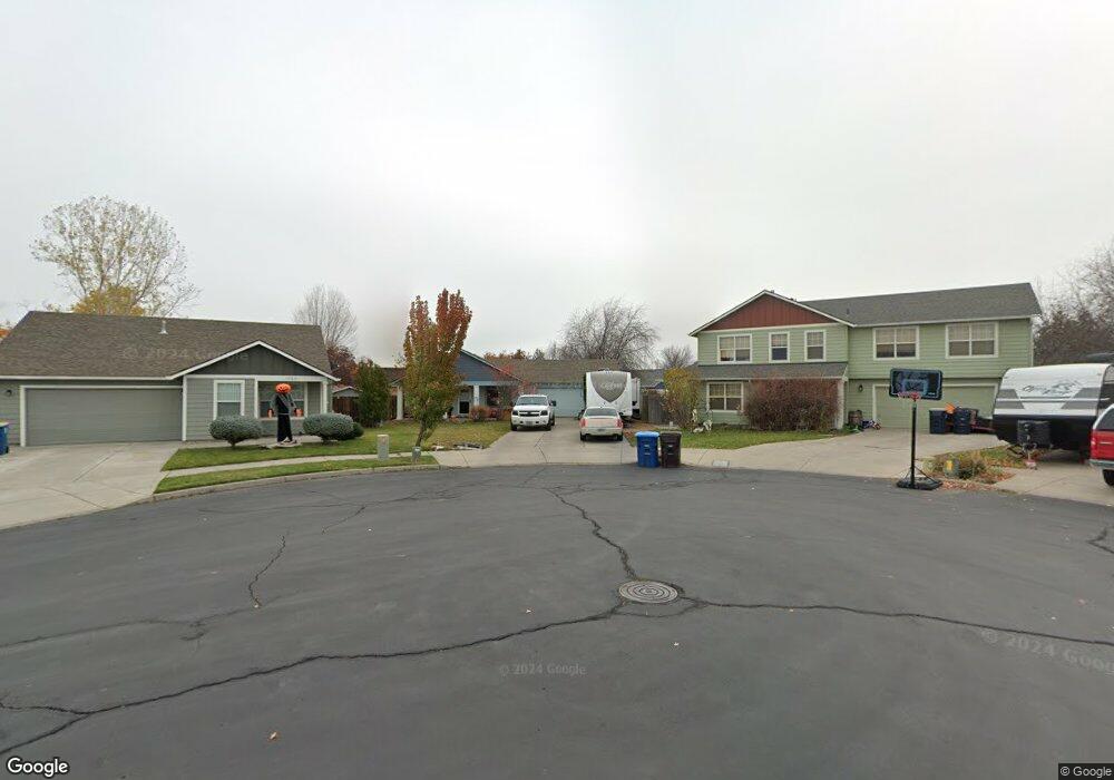 1110 SW 32nd Ct, Redmond, OR 97756 - photo 1