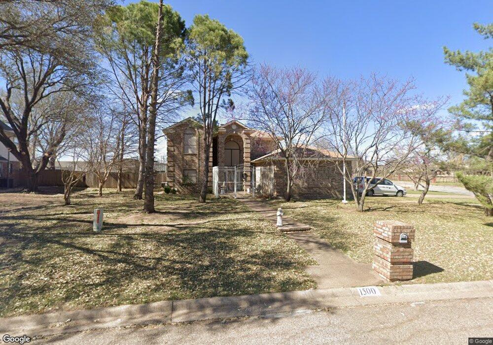 1500 Stonegate Dr, Cleburne, TX 76033 - photo 1