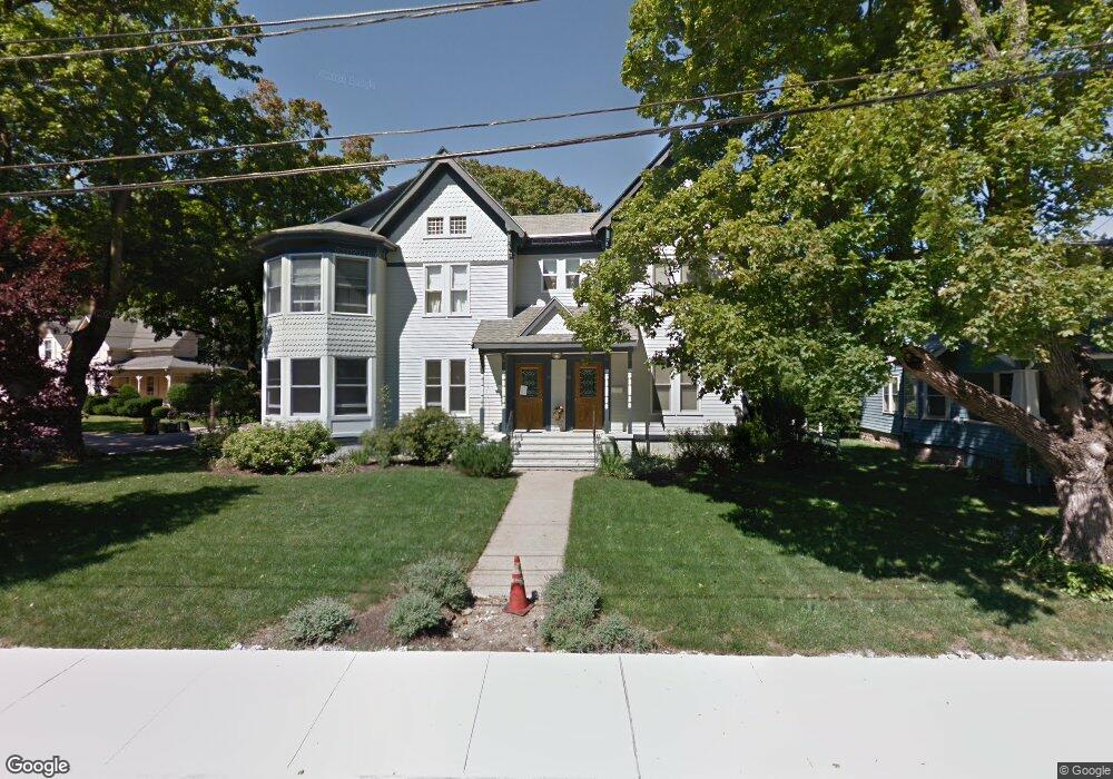 51 Crescent St unit 51, Franklin, MA 02038 - photo 1