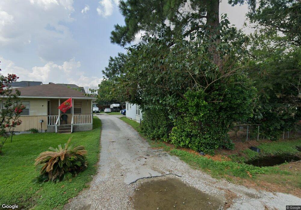 852 Wakefield Dr, Houston, TX 77018 - photo 1