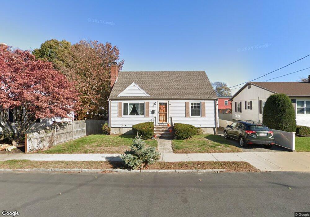 32 Dustin St, Peabody, MA 01960 - photo 1