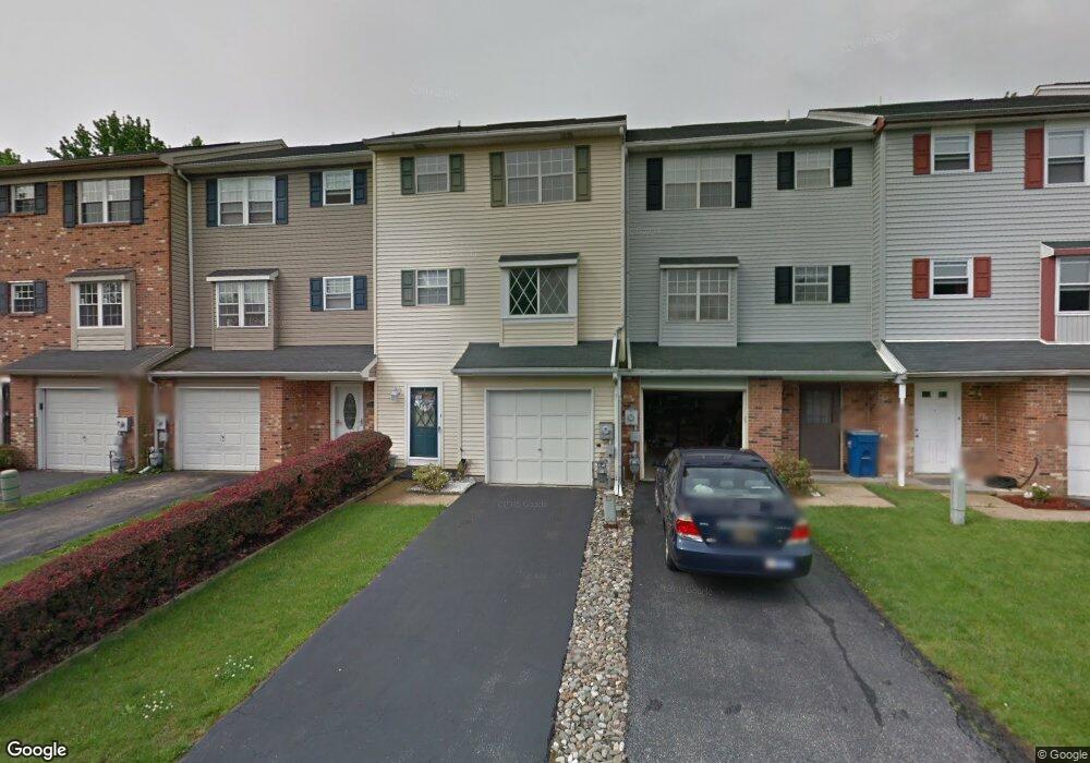 3024 Greenshire Ct W, Claymont, DE 19703 - photo 1