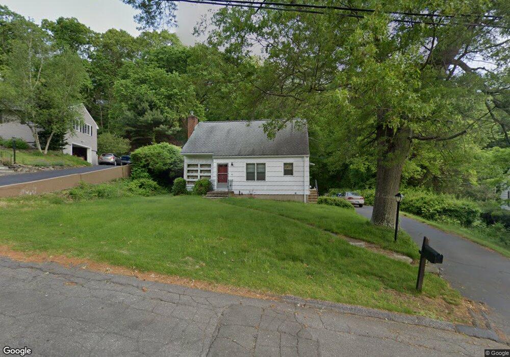 40 Round Hill Rd, Trumbull, CT 06611 - photo 1