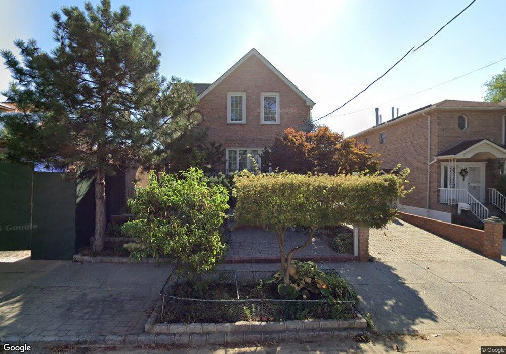 2715 165th St, Flushing, NY 11358 - photo 1