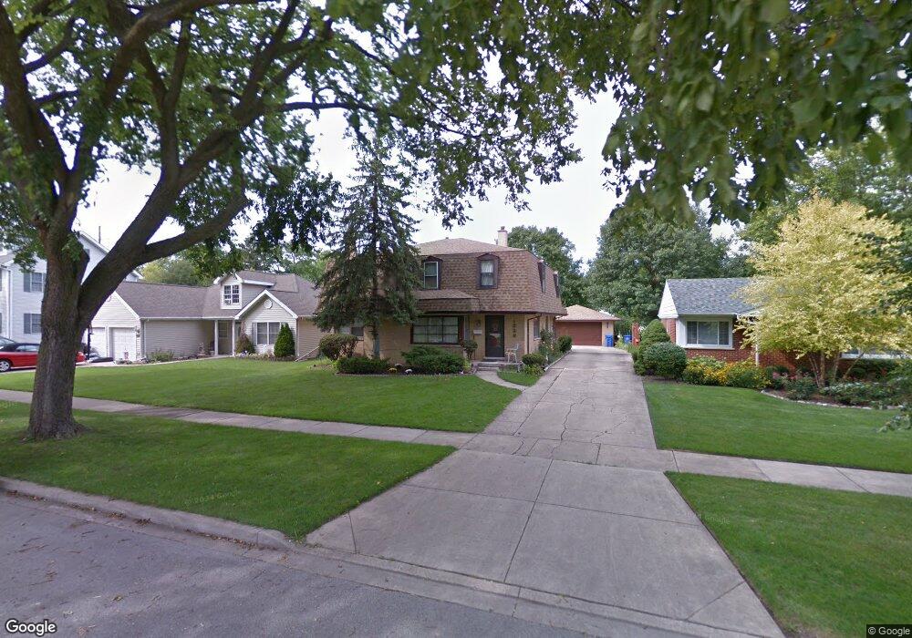 1336 Whitcomb Ave, Des Plaines, IL 60018 - photo 1