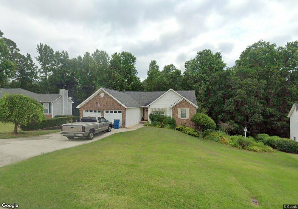 5445 Riverchase Dr, Flowery Branch, GA 30542 - photo 1