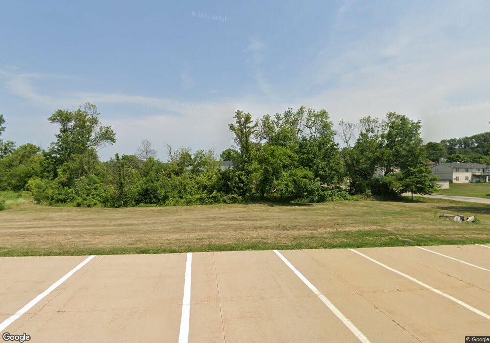 2322 26th St NW, Cedar Rapids, IA 52405 - photo 1