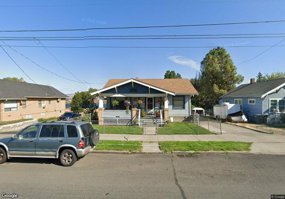 1815 E 9th St, the Dalles, OR 97058 - photo 1