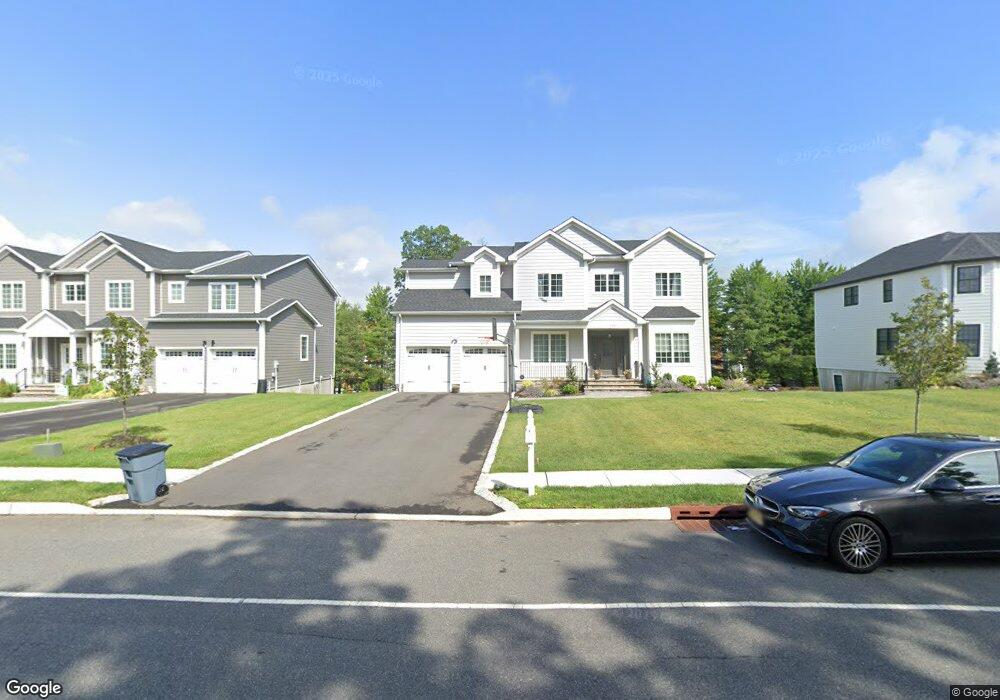 4301 Pointe Gate Dr, Livingston, NJ 07039 - photo 1
