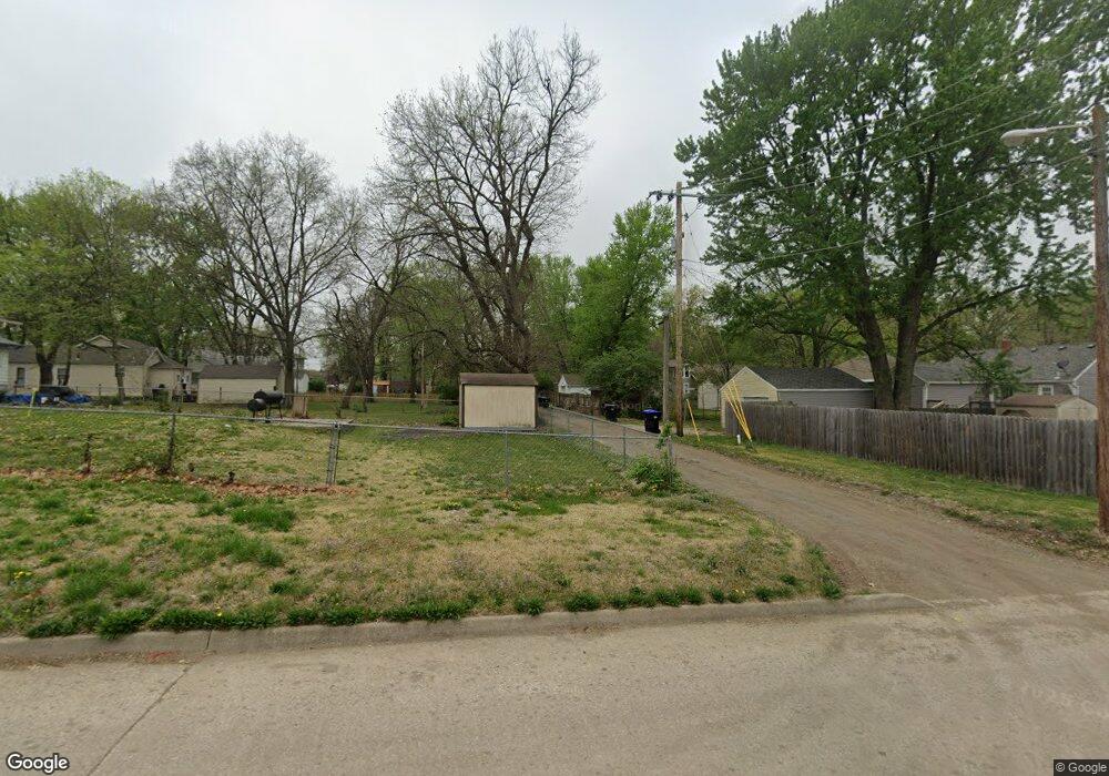3417 SW 7th St, Topeka, KS 66606 - photo 1