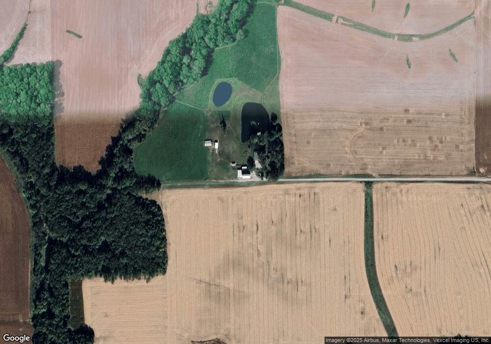 6205 Country Side Ln, Freeburg, IL 62243 - photo 1