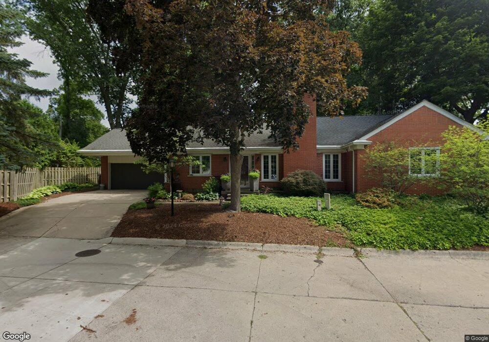 314 Stephens Rd, Grosse Pointe Farms, MI 48236 - photo 1
