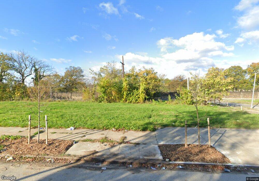 1642 Holbrook St, Baltimore, MD 21202 - photo 1