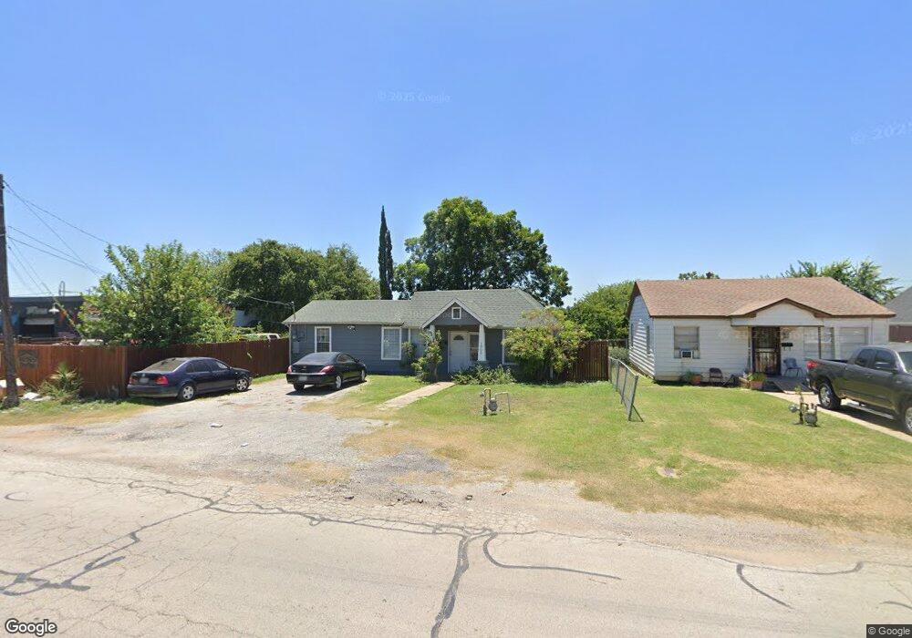 1802 NE 33rd St, Fort Worth, TX 76106 - photo 1