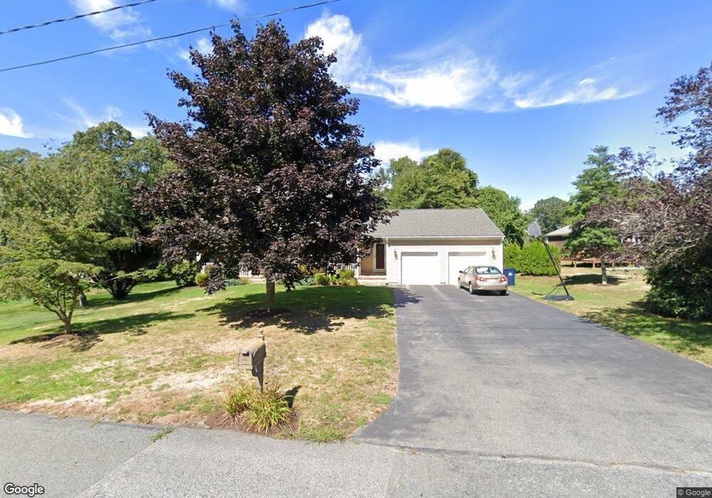 9 Laurel Ln, Westport, MA 02790 - photo 1