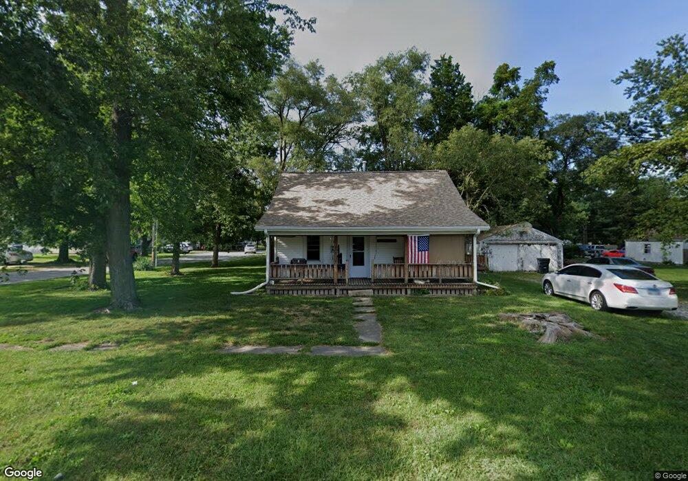 600 E Barker St, Tuscola, IL 61953 - photo 1