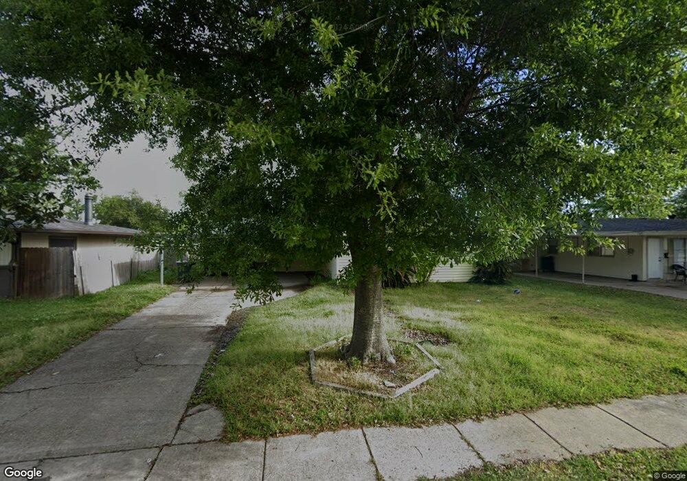 1505 Meadow Dr, Lake Charles, LA 70607 - photo 1