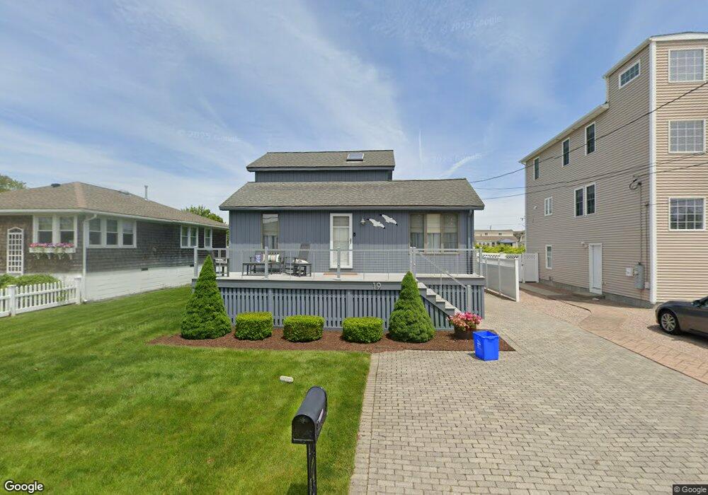 19 Uzzi Ave, Westerly, RI 02891 - photo 1