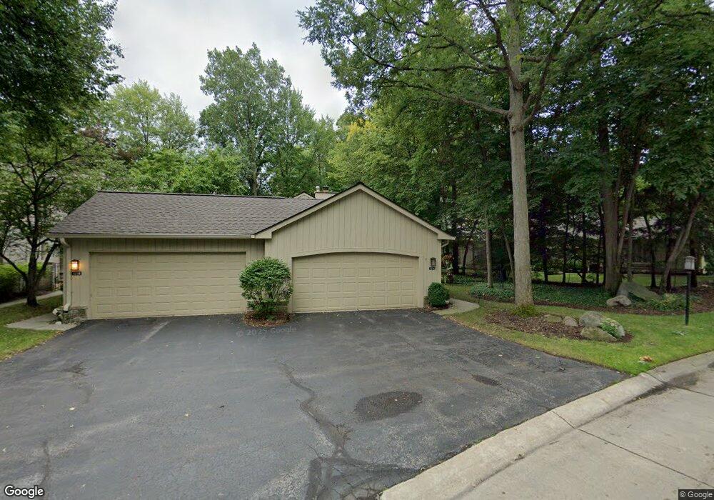 1214 S Timberview Trail unit 15, 15, Bloomfield Hills, MI 48304 - photo 1